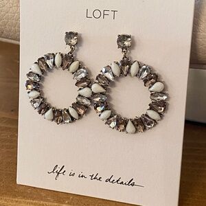 Brand New Never Worn‎ LOFT Crystal Earrings